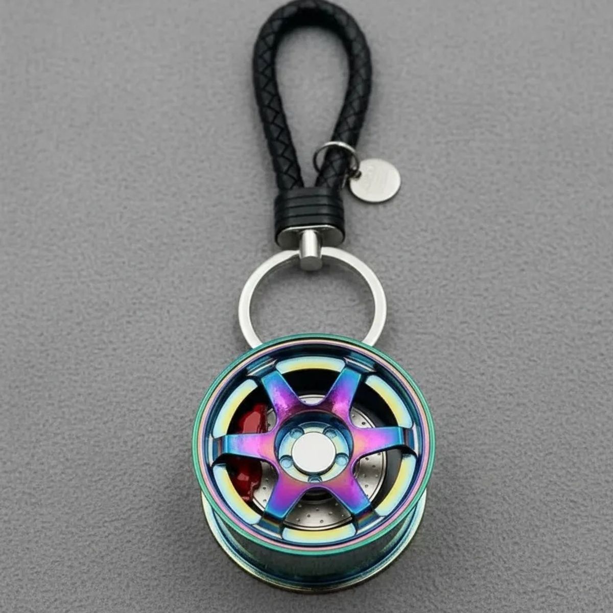 GENERICO - Llaveros De Forma Llanta Con Soga Metalico Tornasol 1 Unidad