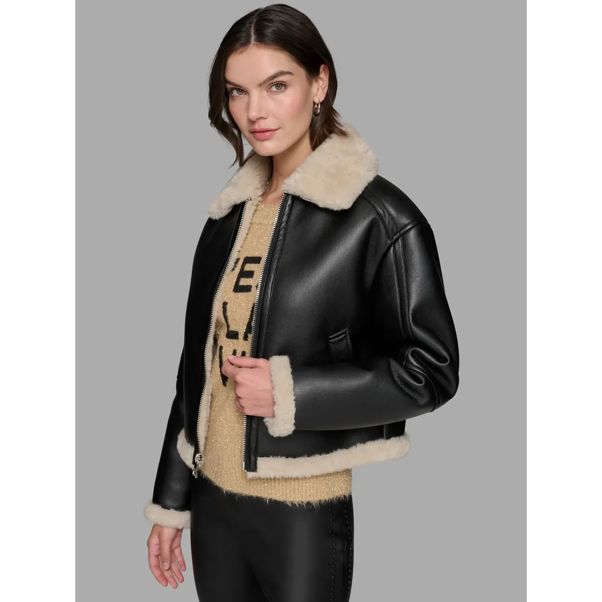 KARL LAGERFELD - Chaqueta corta de cuero sintético con cremallera frontal