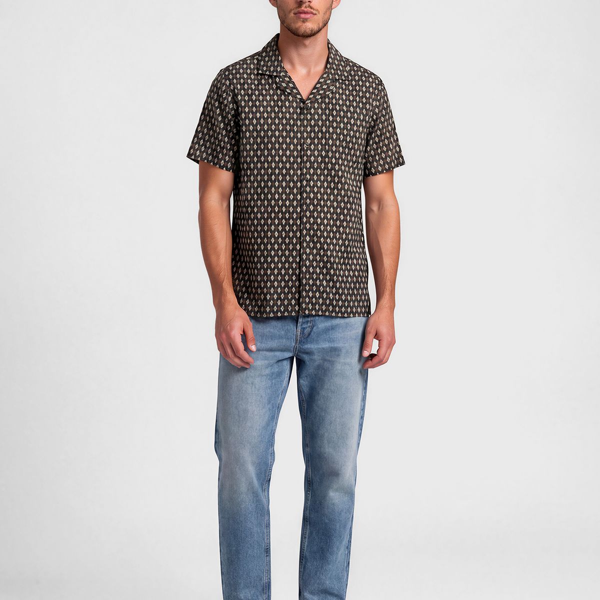 KARL LAGERFELD - Camisa con estampado KL grande