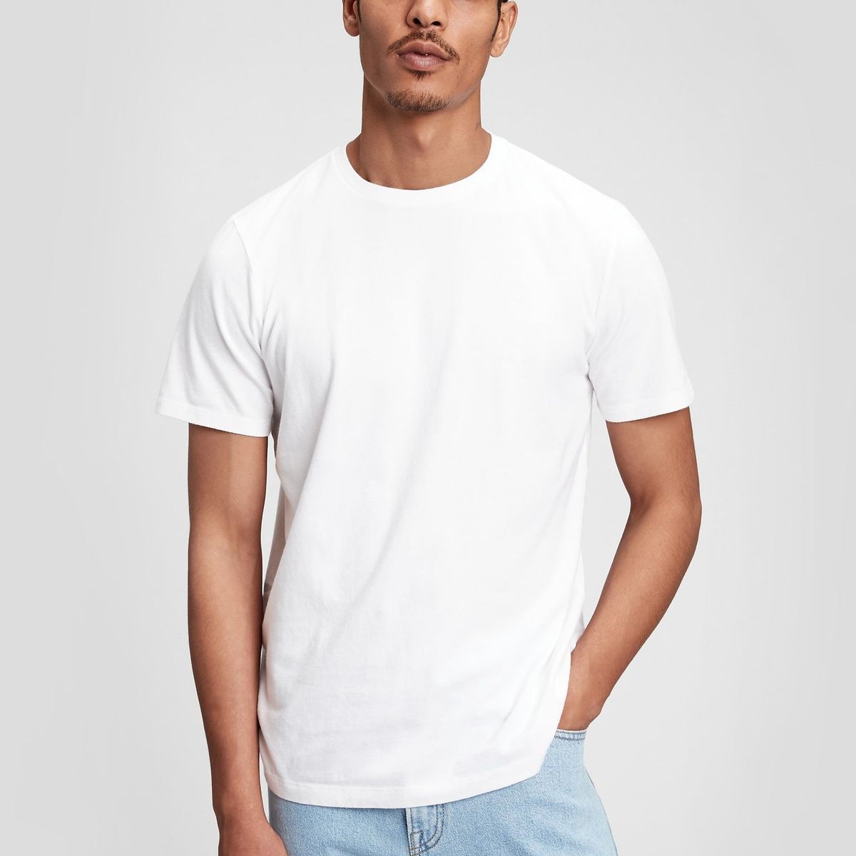 GAP - Polera Gap Cuello Redondo Solida Hombre Blanco