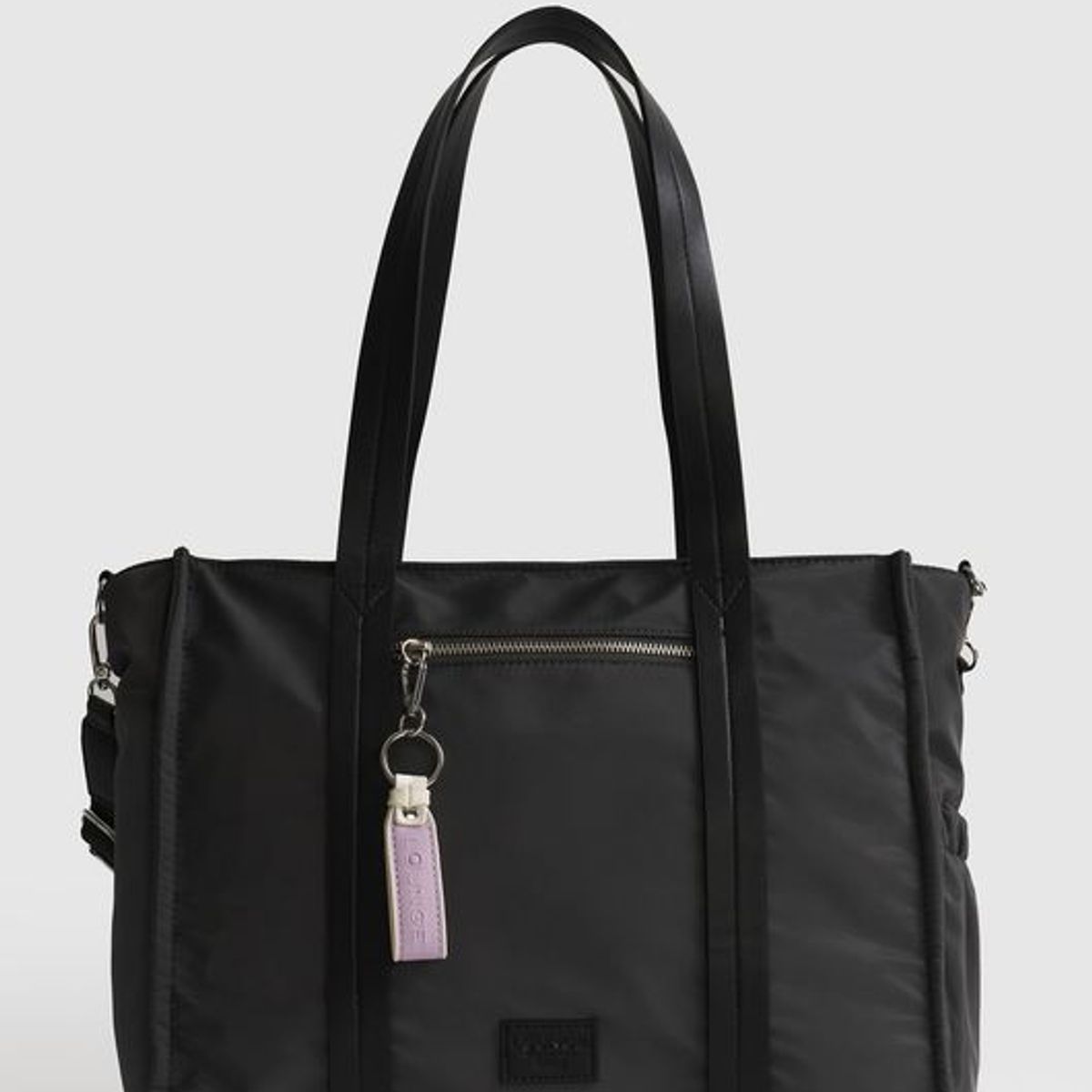 LOUNGE - Bolso Nylon Notebook Llavero Icónicas LOUNGE