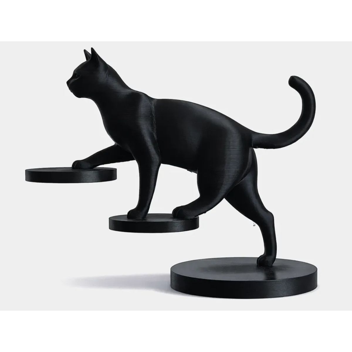 GENERICO - Estatua de gato equilibrado