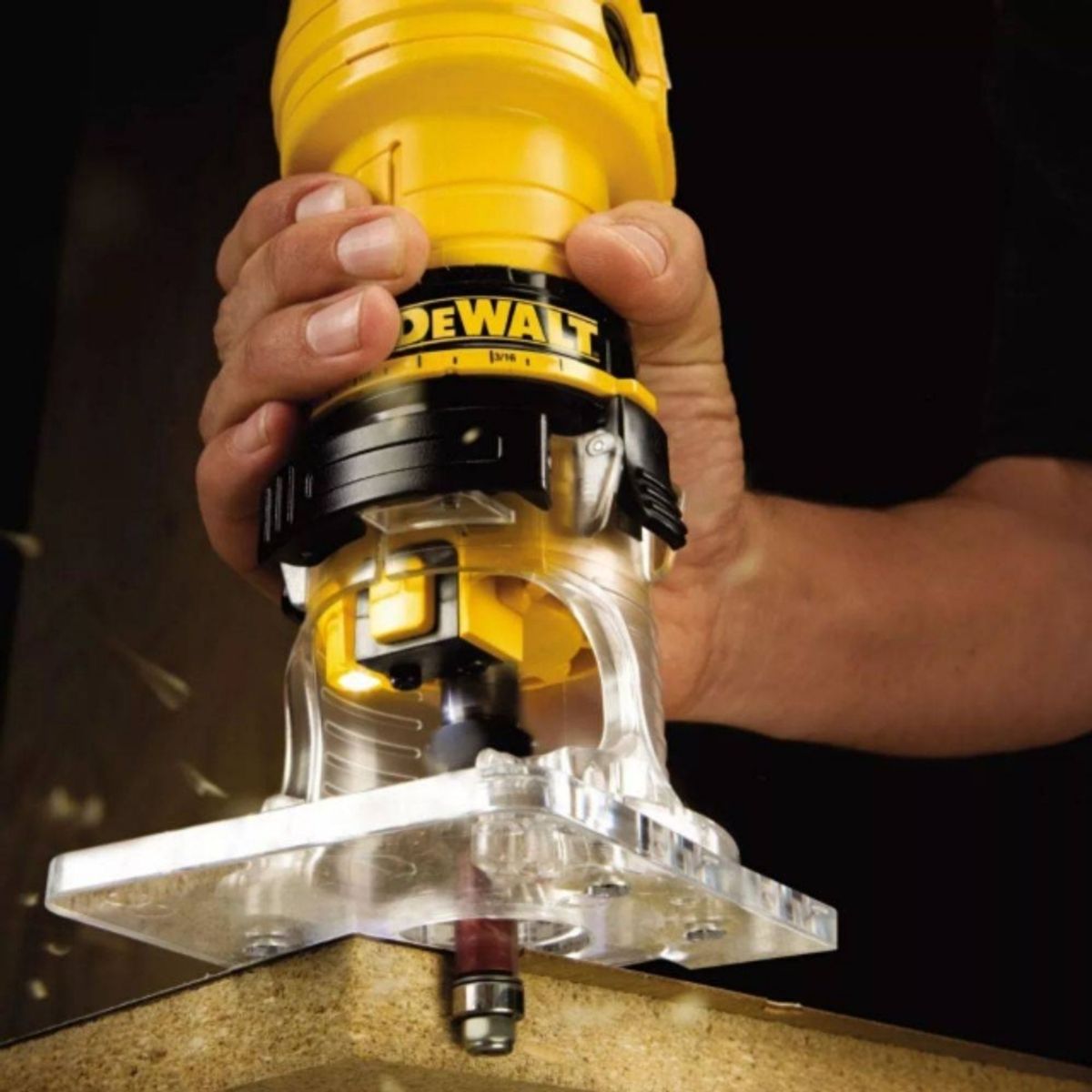 DEWALT - RECORTADORA DEWALT 450W