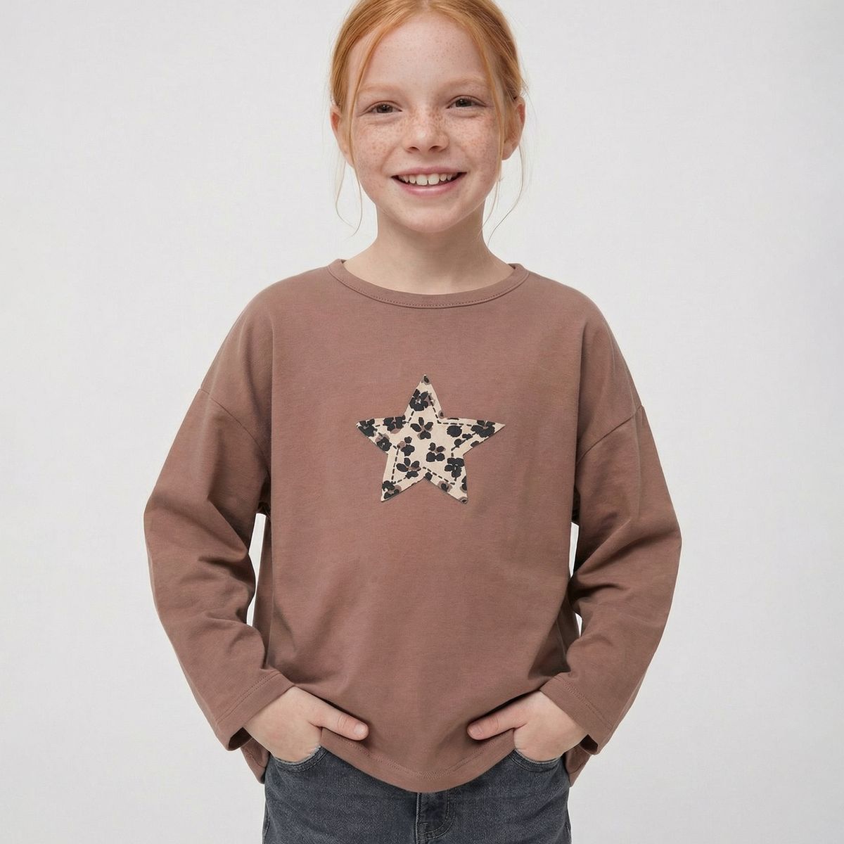 LIMONADA - Polera manga larga niña con estrella camel Limonada