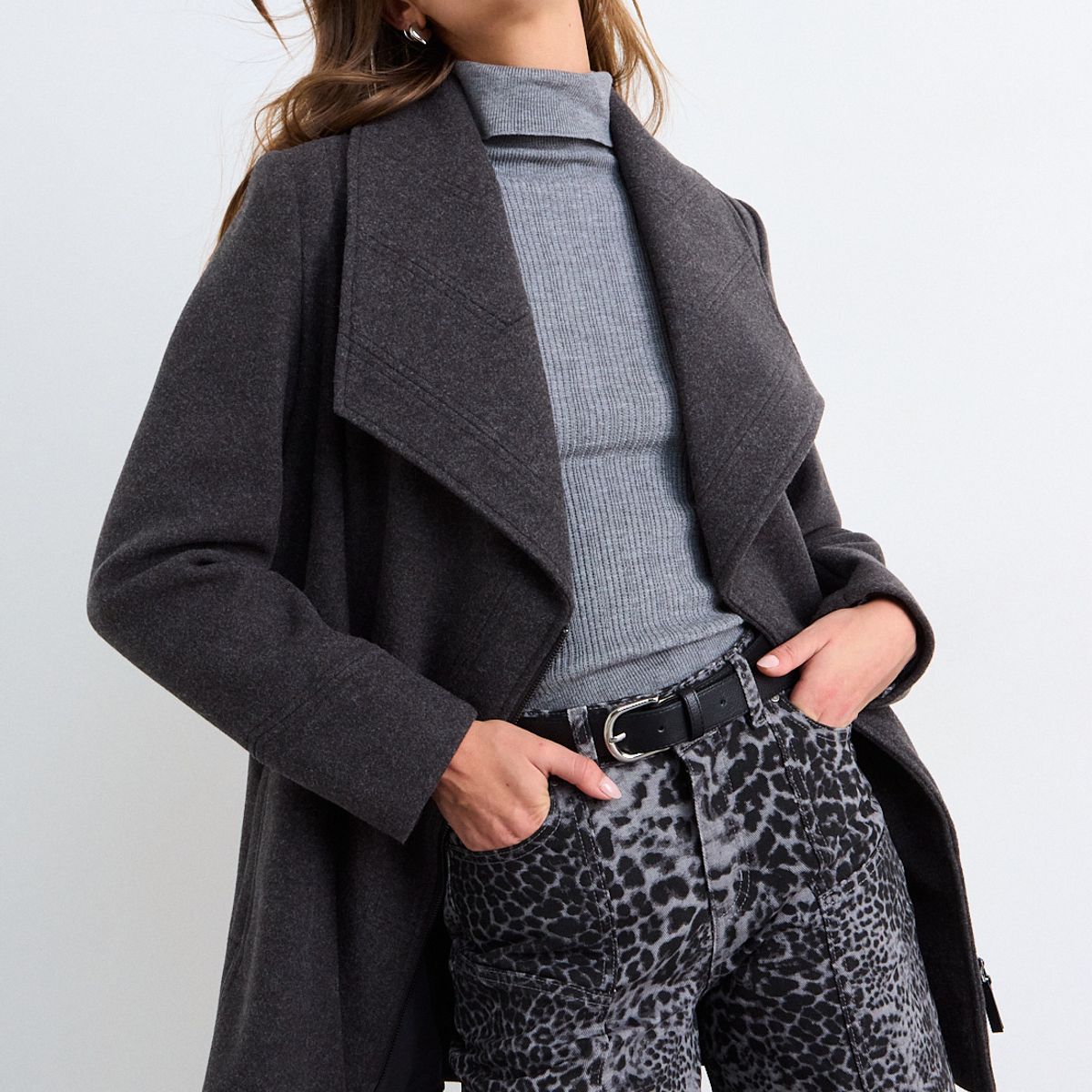 IO - Chaqueton Liso Mujer Gris Io