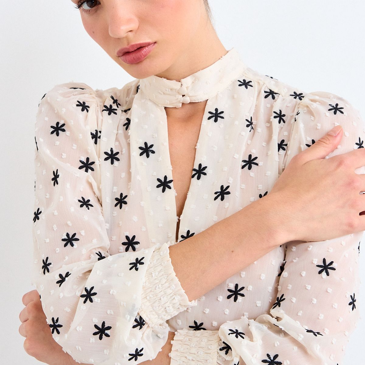 IO - Blusa Fantasia Mujer Crudo Io