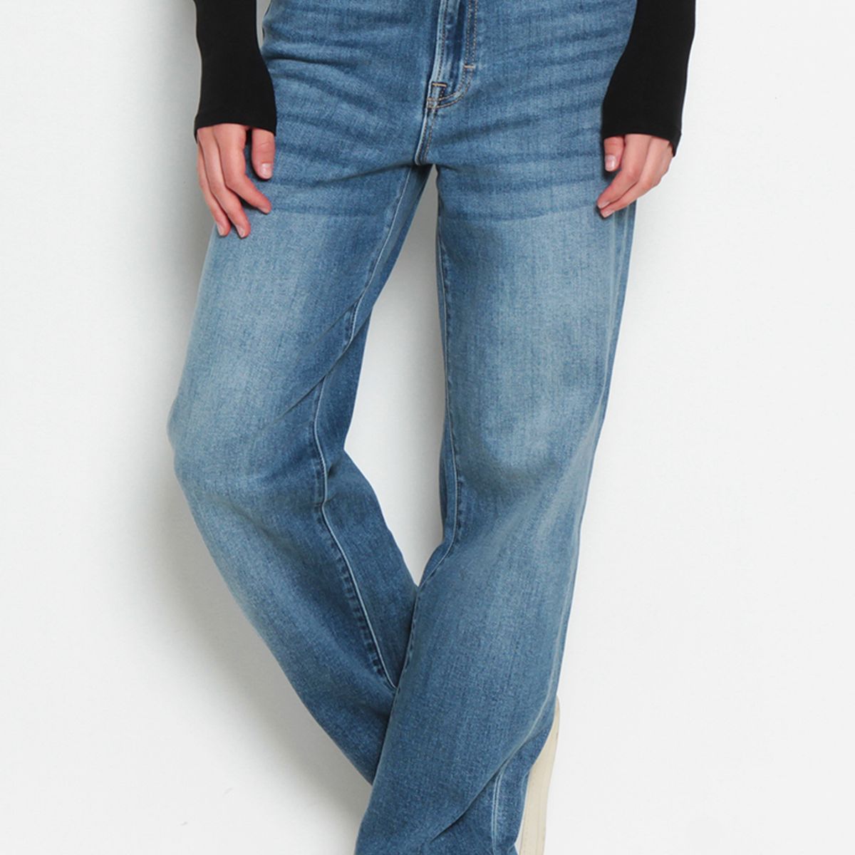 WADOS - JEANS MUJER RECTO TIRO ALTO PRETINA BASICA 1 BOTON