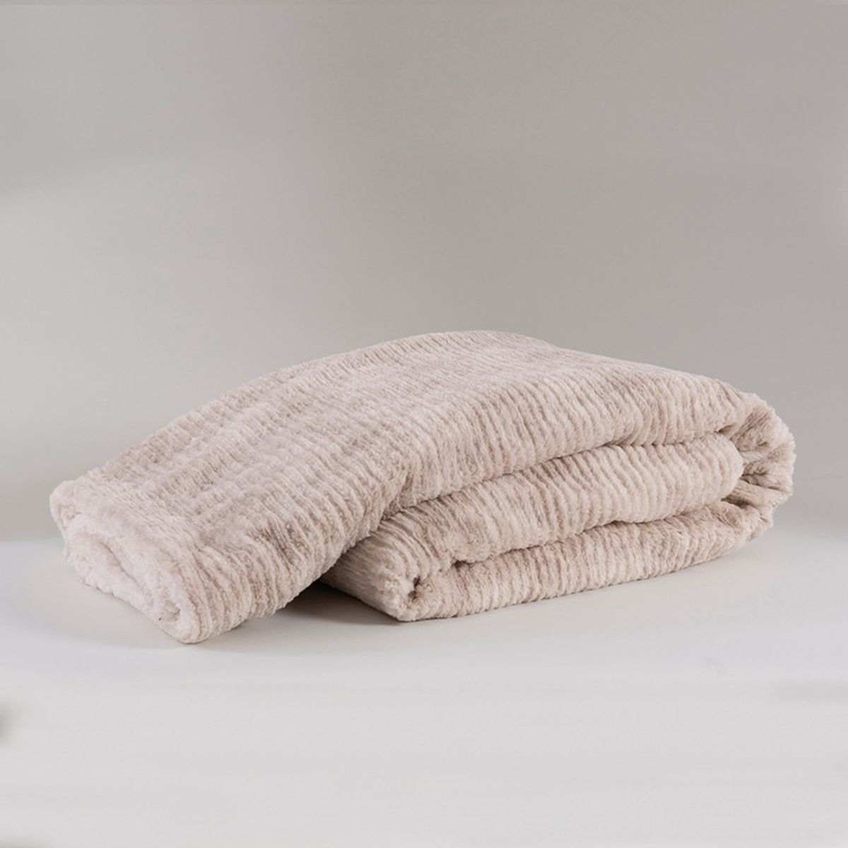 ALESSA - Manta Rabbit Fur 125x150 Beige