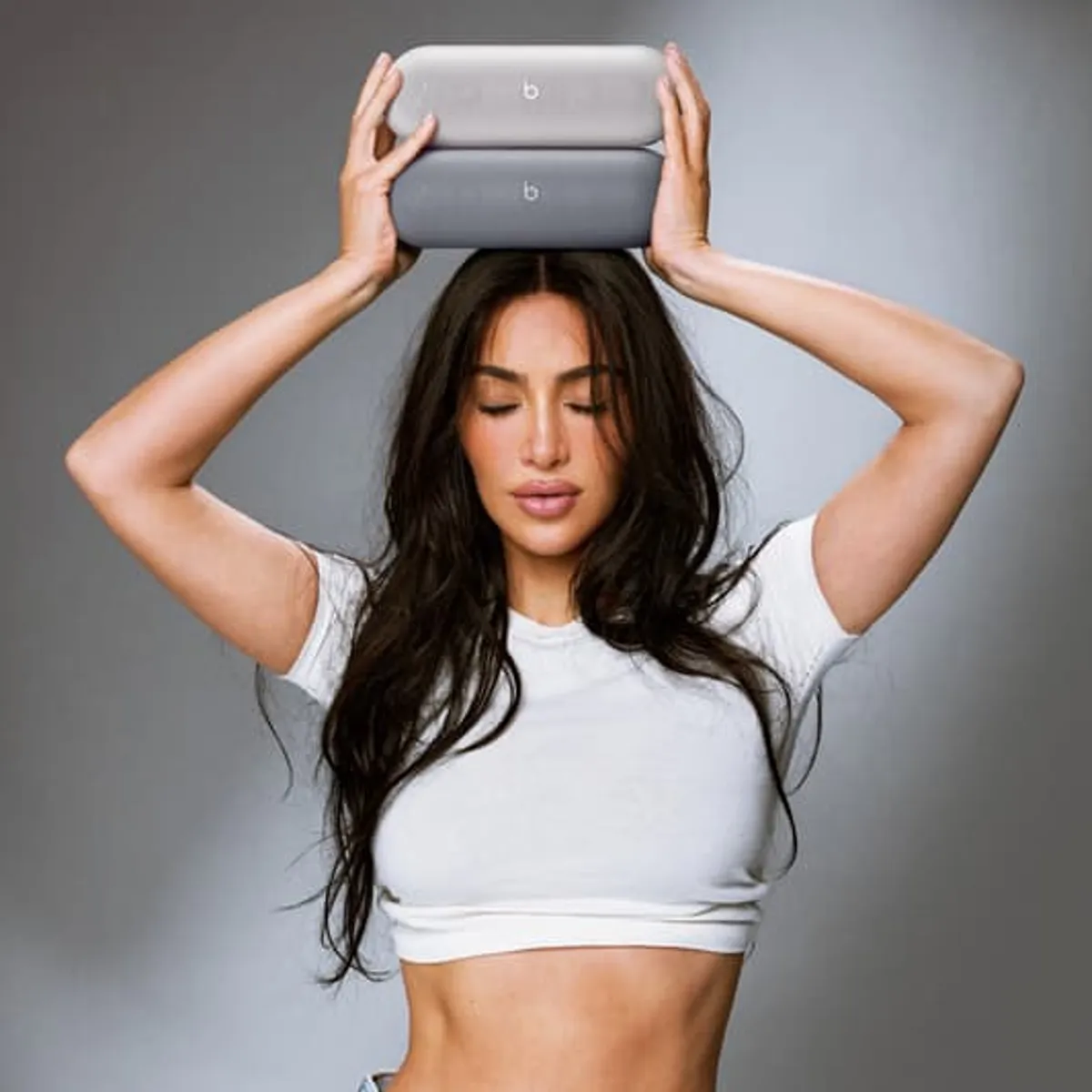 BEATS BY DR DRE - Altavoz Bluetooth Beats Pill X Kim Kardashian Gris Oscuro