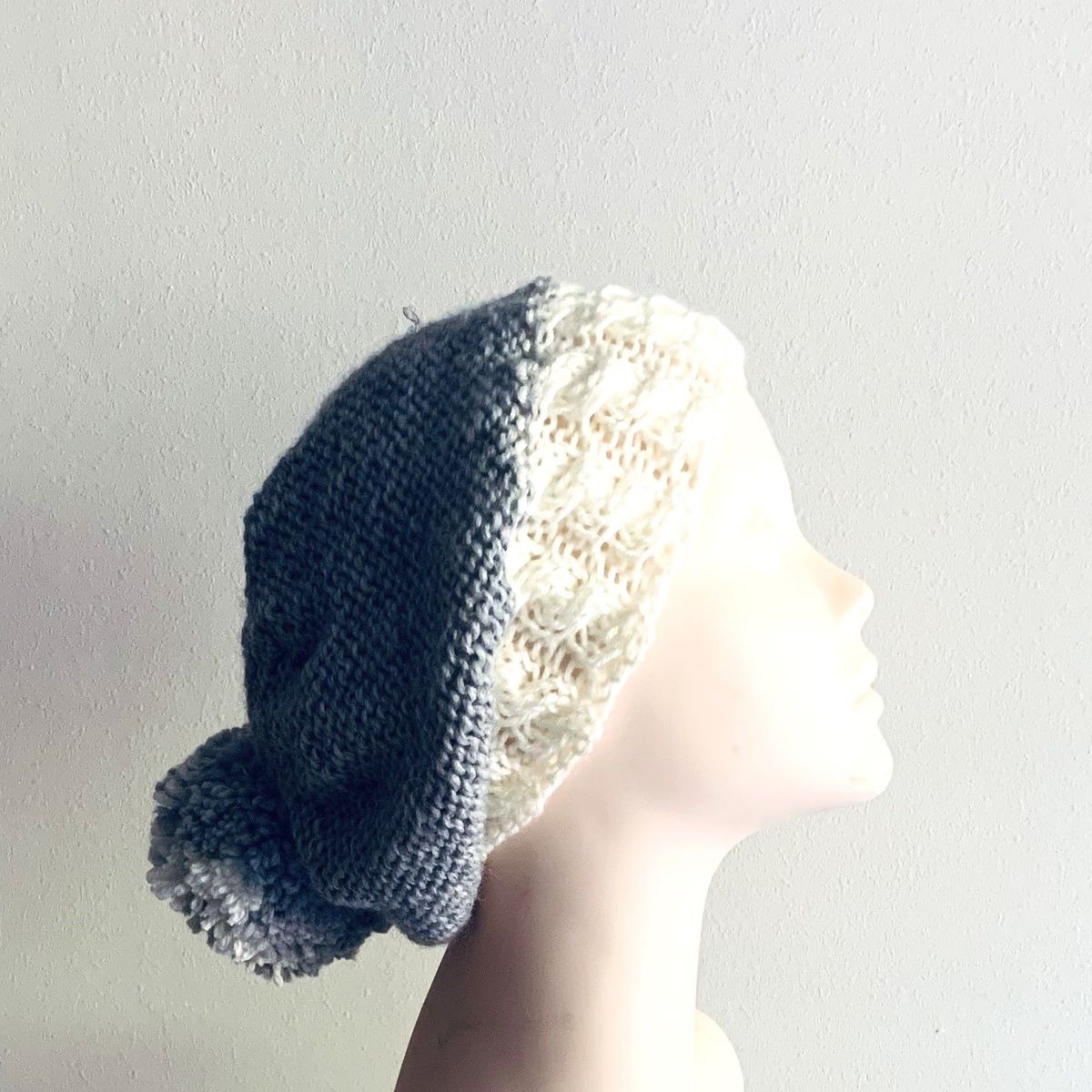 AMG ACCESORIOS - GORRO DE LANA TEJIDO A MANO DISEÑO EXCLUSIVO