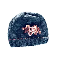 AMG ACCESORIOS - GORRO DE LANA TEJIDO A MANO DISEÑO EXCLUSIVO