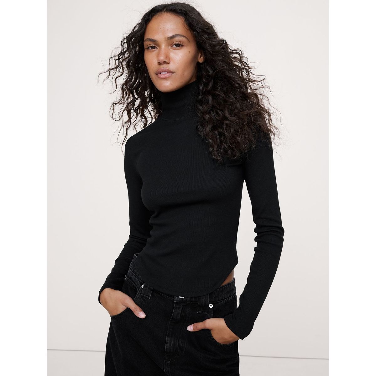 BANANA REPUBLIC - Polera Mujer Banana Republic Ribbed Turtleneck Negro