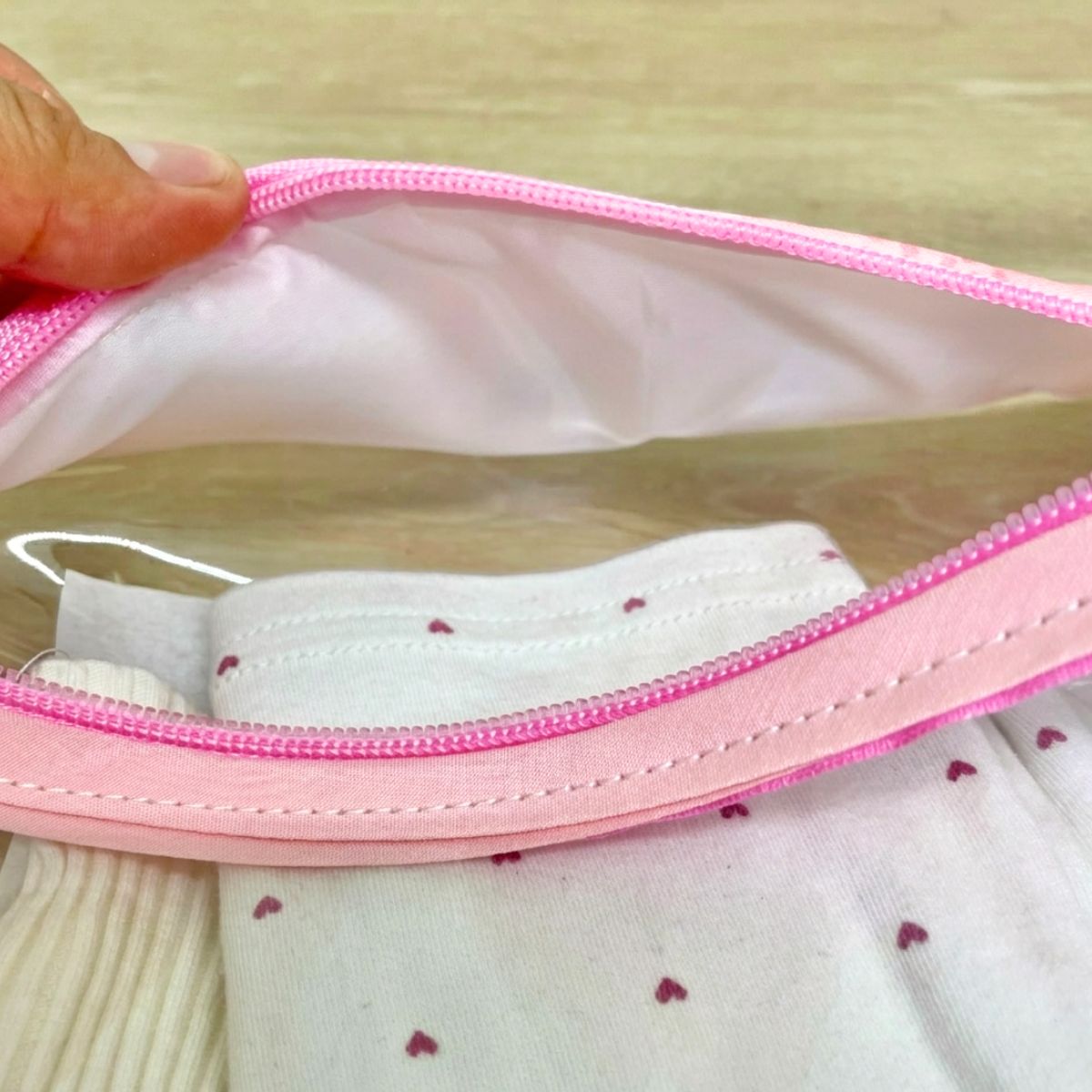 GENERICO - Set 4 Organizadores De Bolso Maternal - Bolsas Para Mudas Bebé Impermeables - Organización Pañalera -  Color Rosa