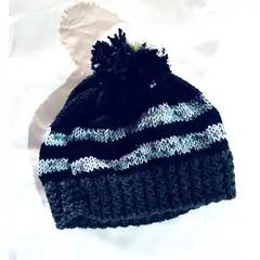AMG ACCESORIOS - GORRO DE LANA TEJIDO A MANO DISEÑO EXCLUSIVO