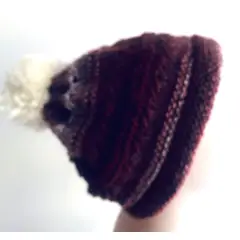 AMG ACCESORIOS - GORRO DE LANA TEJIDO A MANO DISEÑO EXCLUSIVO