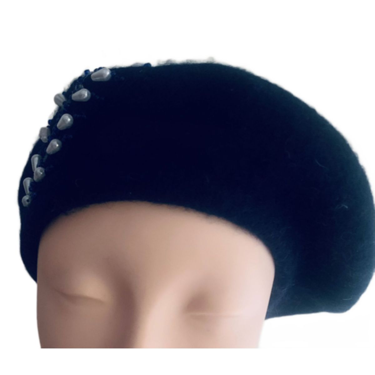 AMG ACCESORIOS - BOINA DE LANA MOHAIR BORDADA A MANO DISEÑO EXCLUSIVO