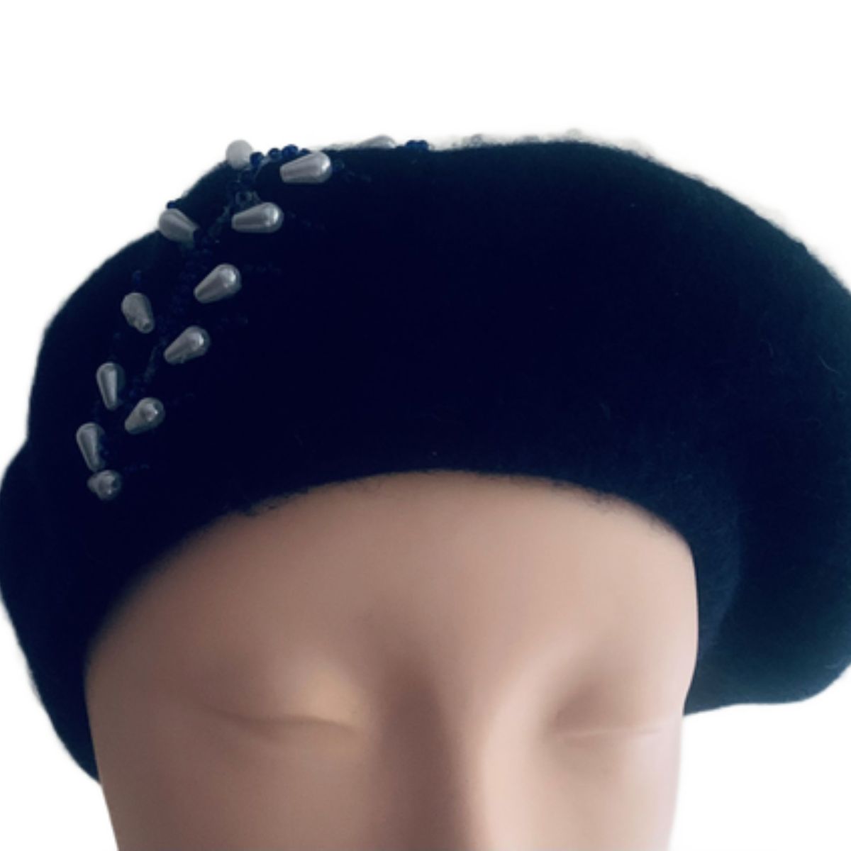 AMG ACCESORIOS - BOINA DE LANA MOHAIR BORDADA A MANO DISEÑO EXCLUSIVO