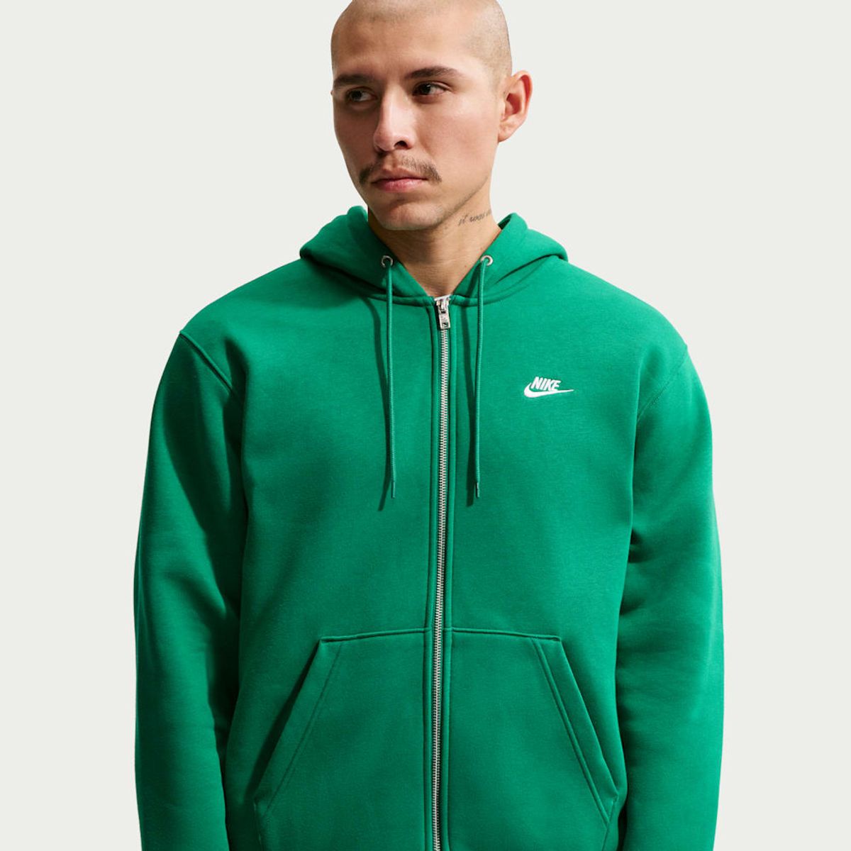 NIKE - Poleron Nike Club Verde Hombre