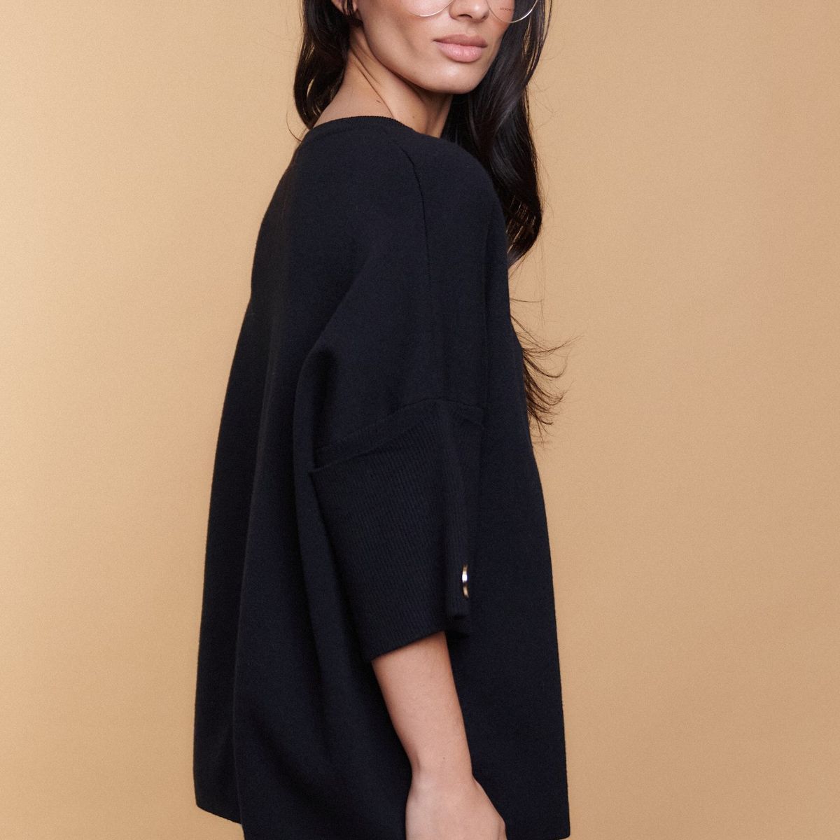 GUINDA - Sweater Mujer Tipo Poncho Manga 34 Diseño Minimalista FUKI