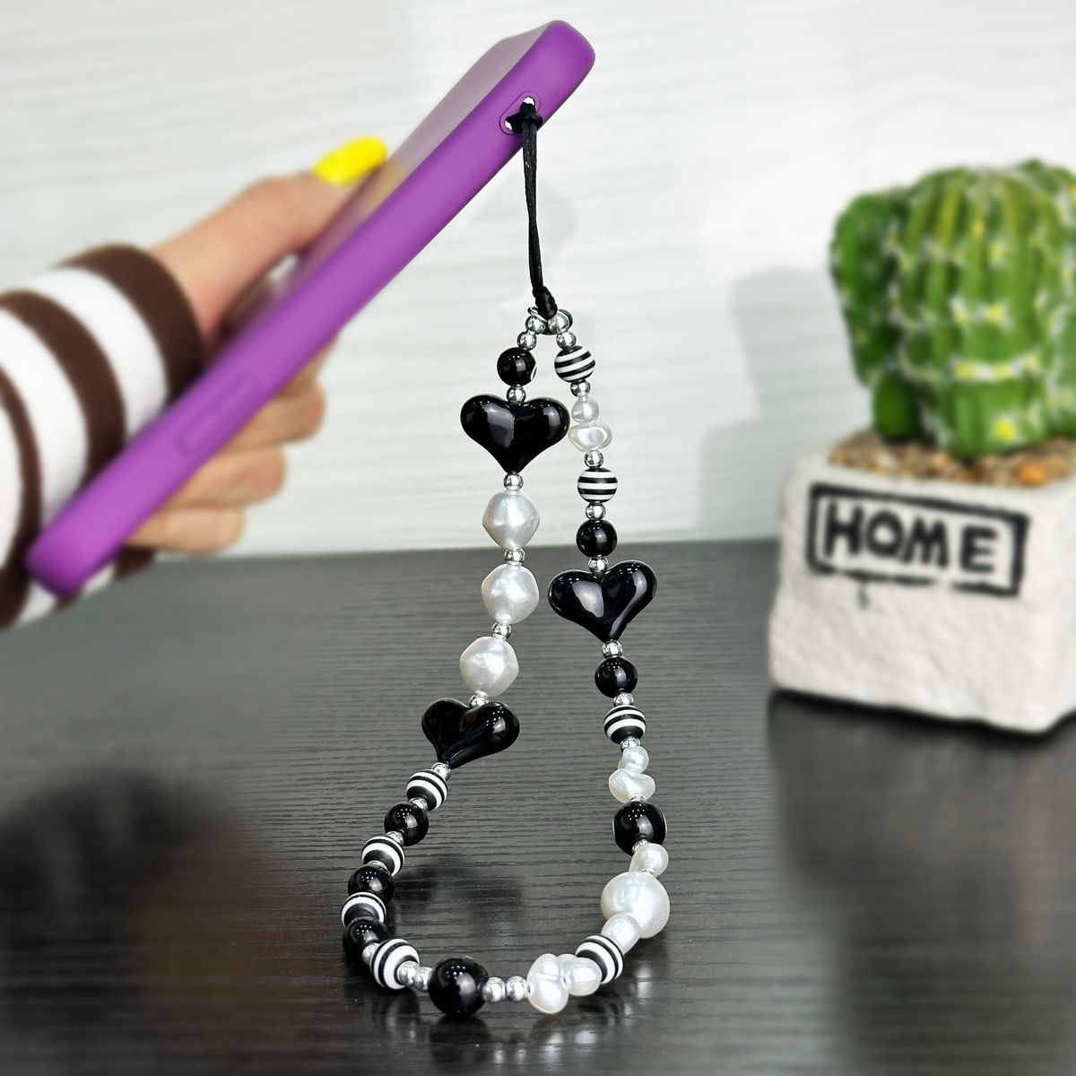 KBOD - Colgante Strap Diseños Y Colores Kbod Para Teléfonos Celular Corazon Negro Perlas