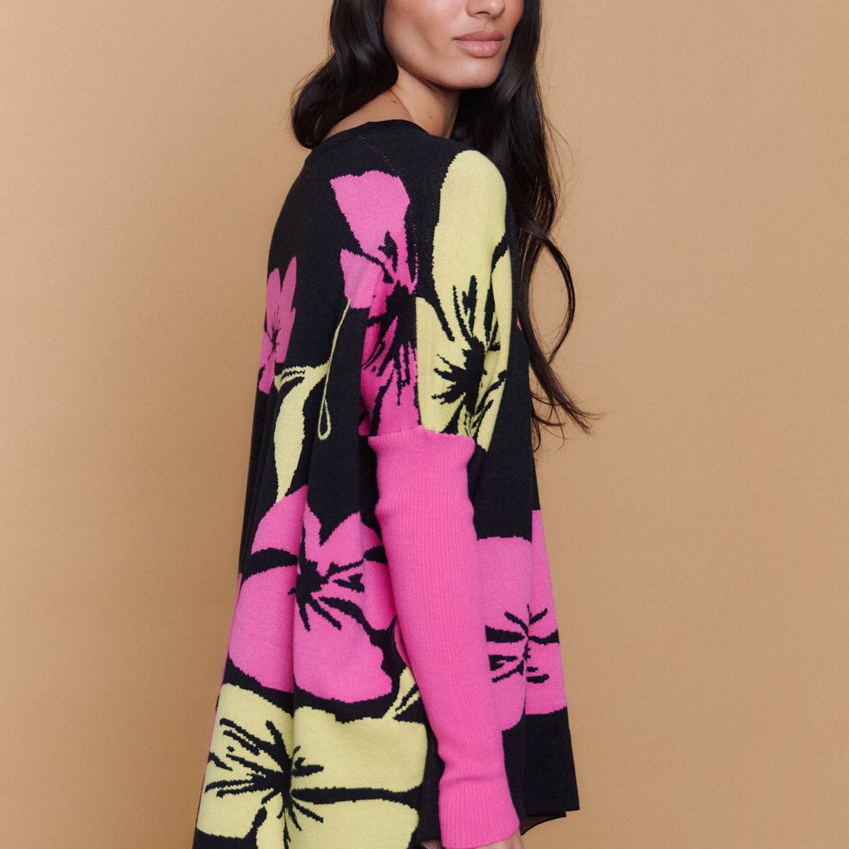 GUINDA - Sweater Mujer Oversize Cuello V Diseño Floral RAY