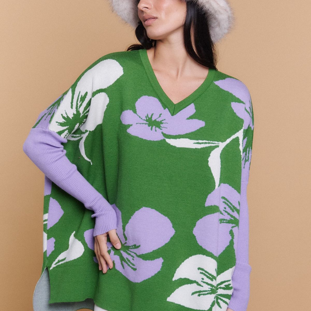 GUINDA - Sweater Mujer Oversize Cuello V Diseño Floral RAY
