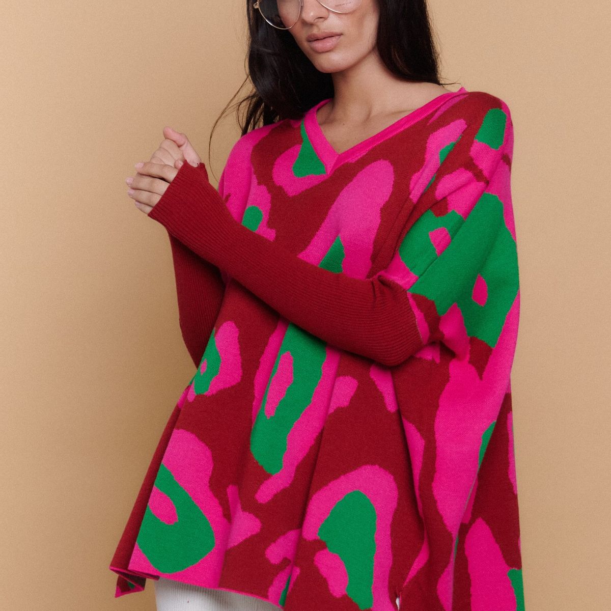 GUINDA - Sweater Mujer Oversize Estampado Animal Print CHERRY