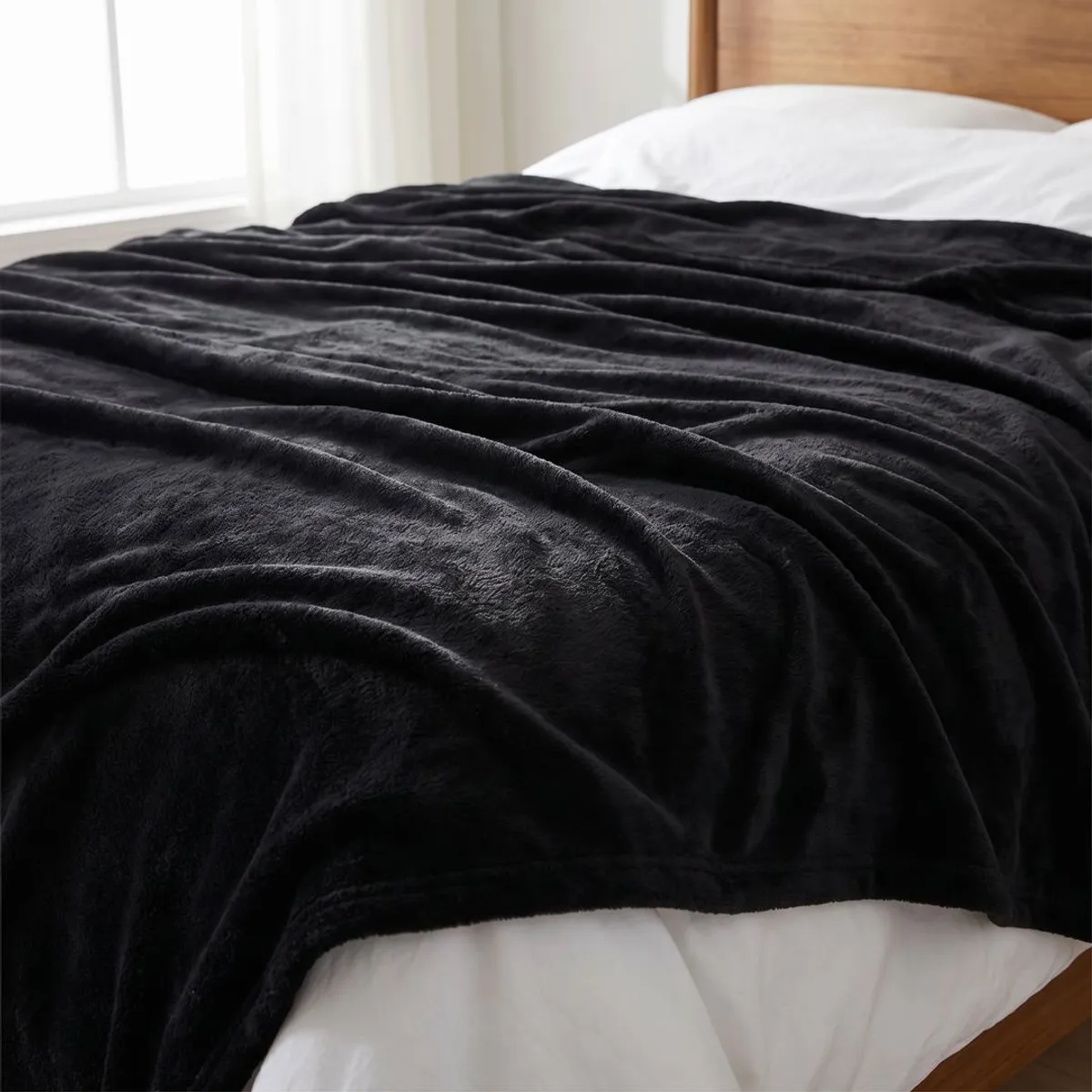 GENERICO - Frazada Manta Polar Unicolor 1.5 Plazas 150x200 cm - Negro