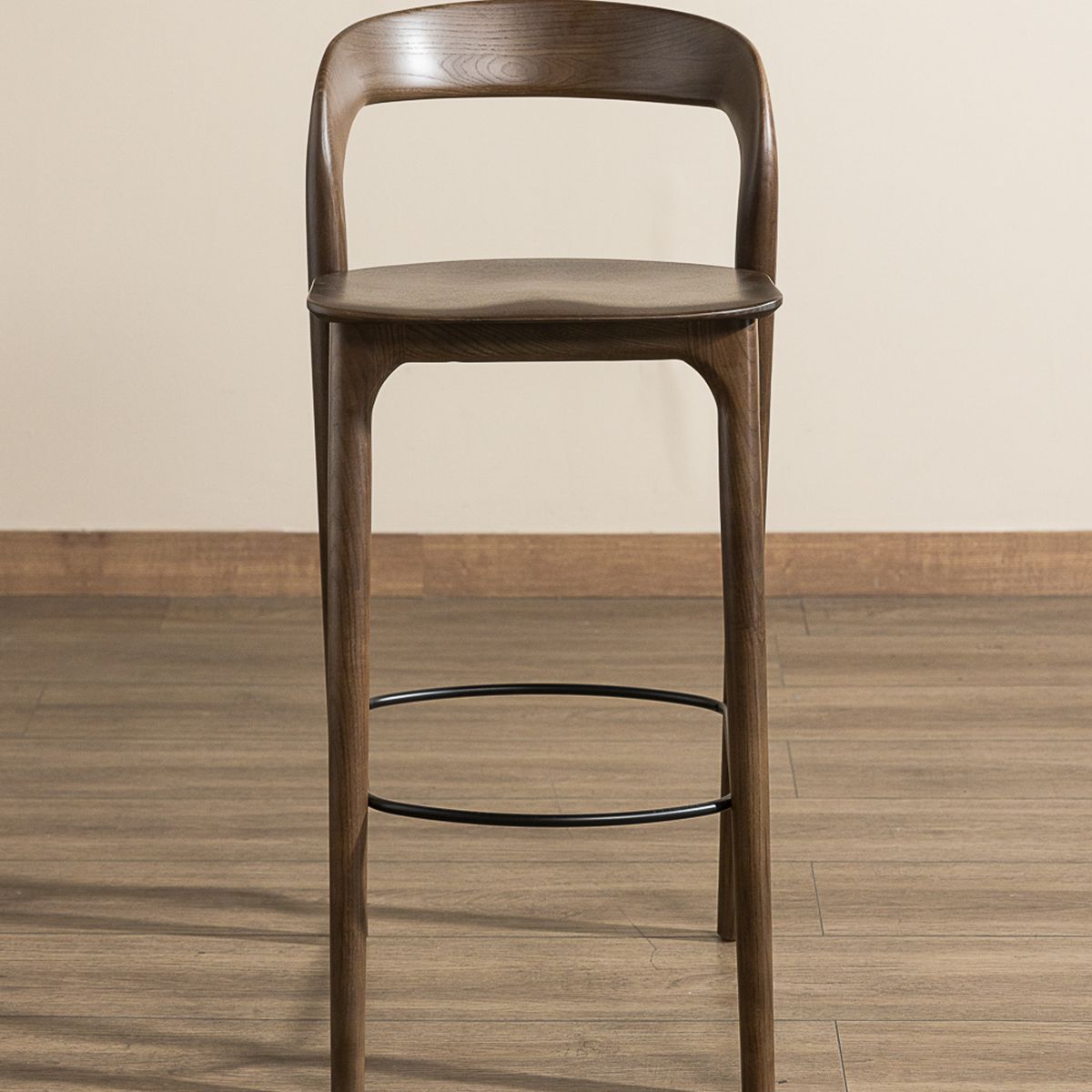 FORASTERO - Taburete Carpino Moka Alto  Forastero