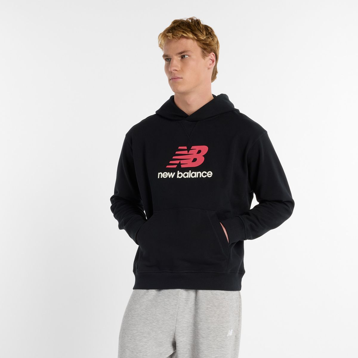 NEW BALANCE - Polerón Lifestyle Hombre New Balance Athletics French Negro
