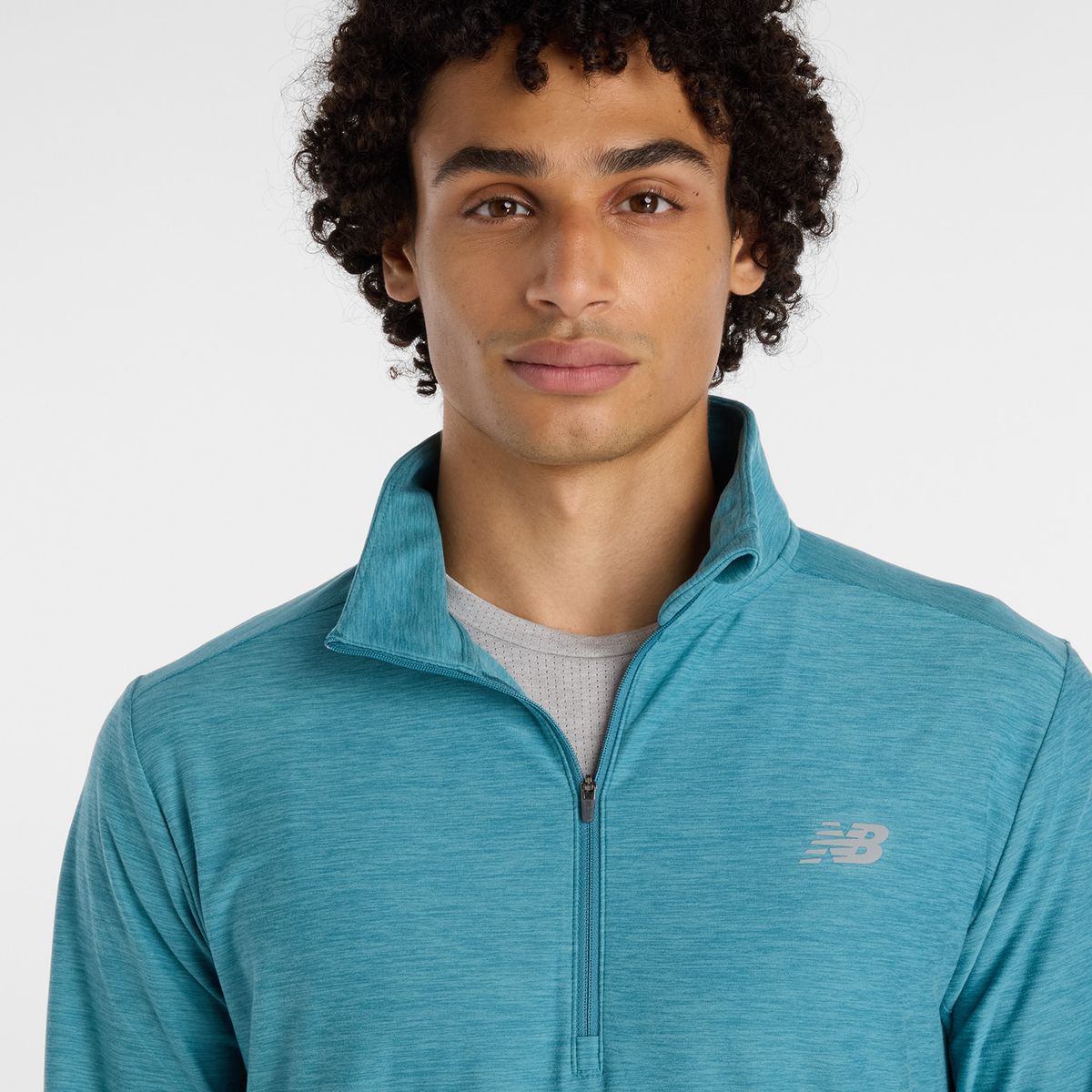 NEW BALANCE - Polerón Running Hombre New Balance Space Dye 1/4 Zip Verde