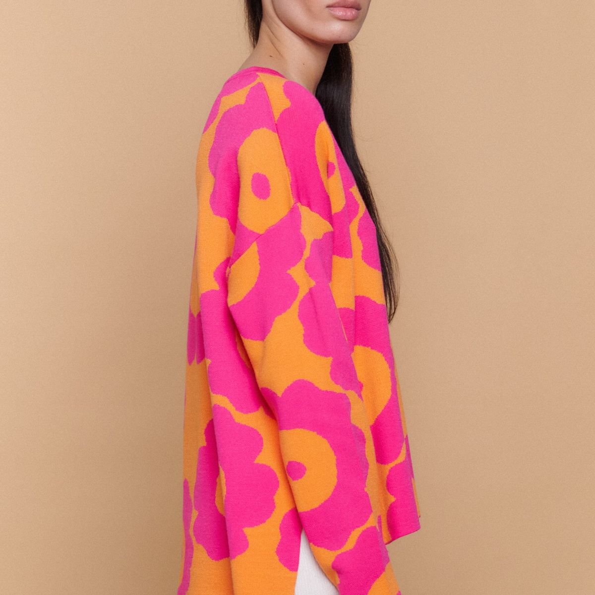 GUINDA - Sweater Mujer Oversize Cuello V Diseño Floral CANVAS