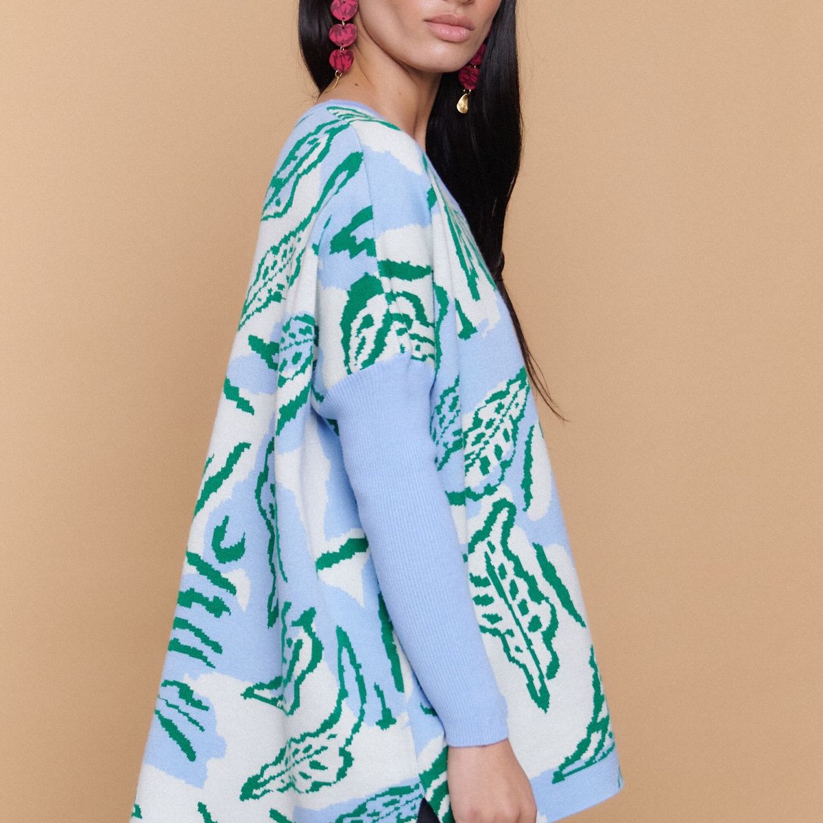 GUINDA - Sweater Tipo Poncho Mujer Estampado Abstracto Alma