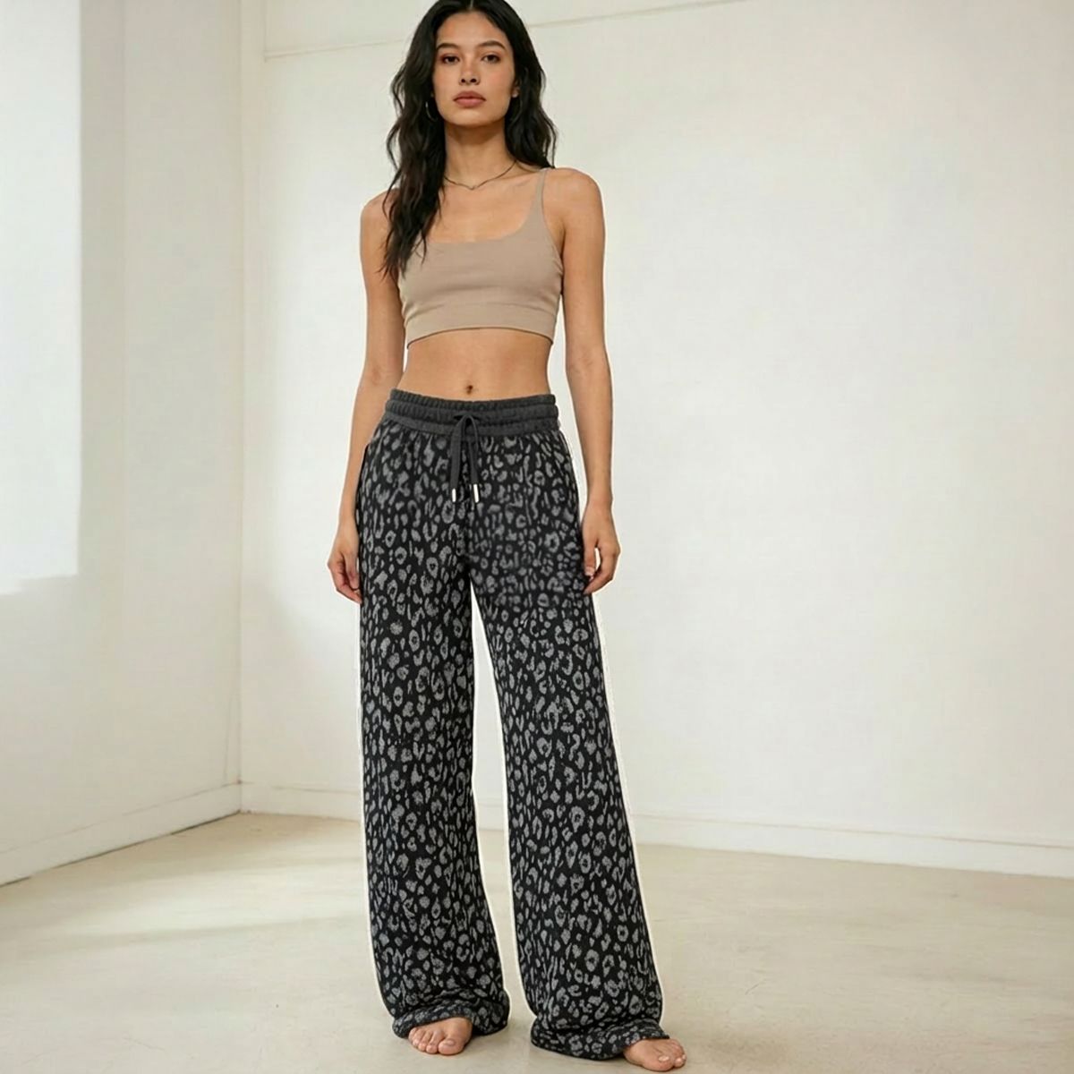 AGW - Pantalón Animal Print de Buzo Palazzo Térmico Forrado En Chiporro