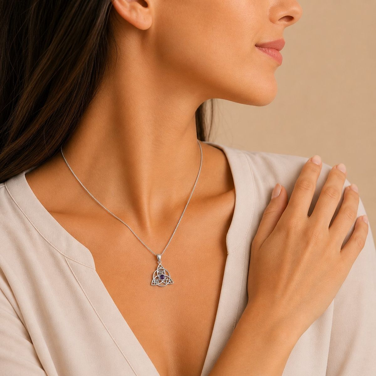 LK LUKSO - Collar Amuleto Triqueta Amatista Plata Ley 925