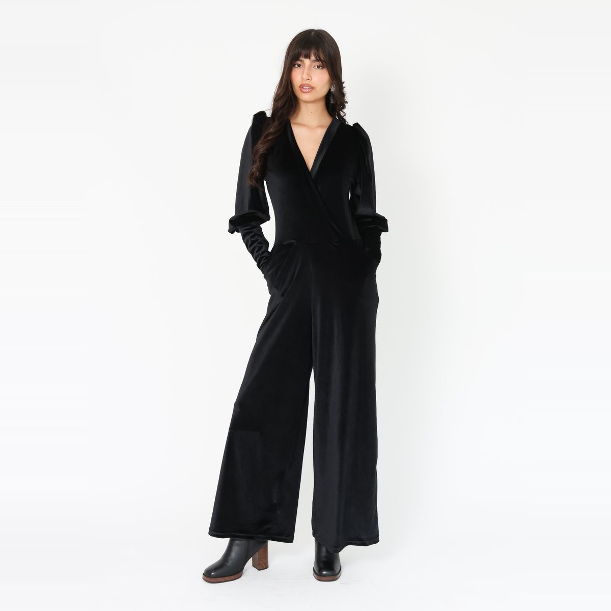 NATALIA SEGUEL - Enterito Mara Negro Terciopelo - Diseño Chileno - Natalia Seguel