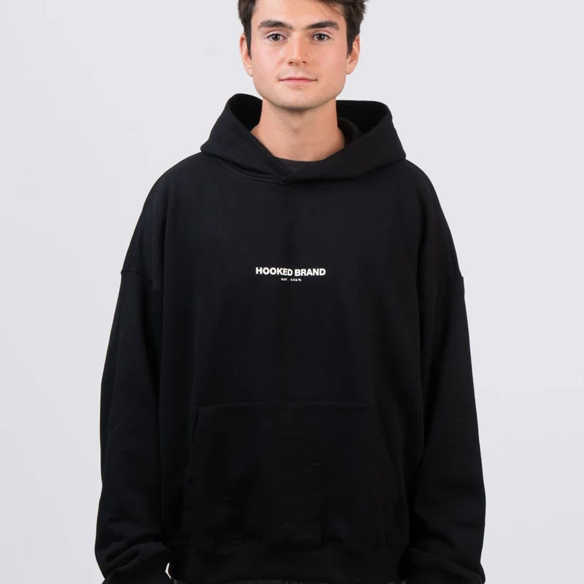 HOOKED BRAND - Poleron Boxy Fit Negro - Proximity