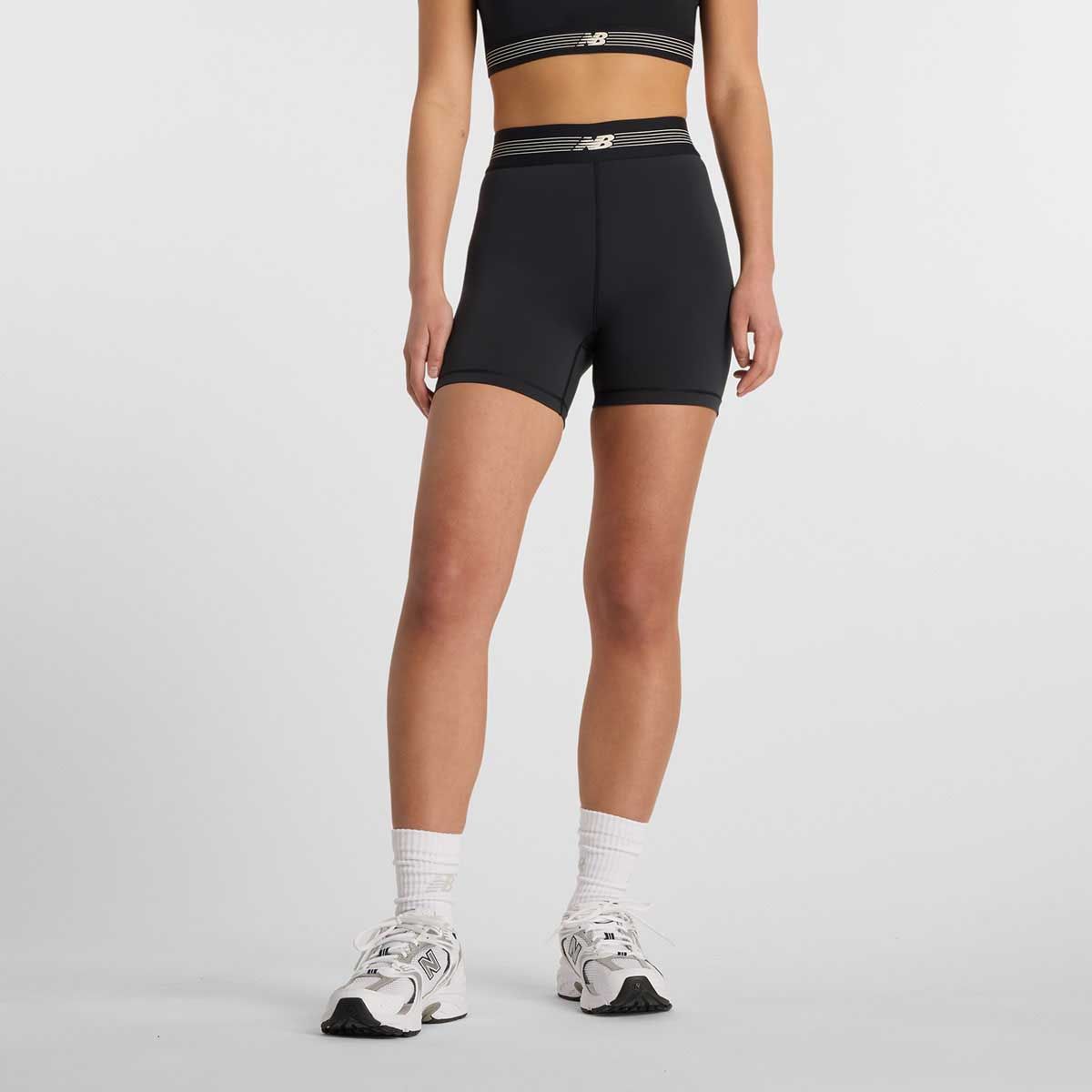 NEW BALANCE - Calza Corta Running Mujer New Balance AC Short 5