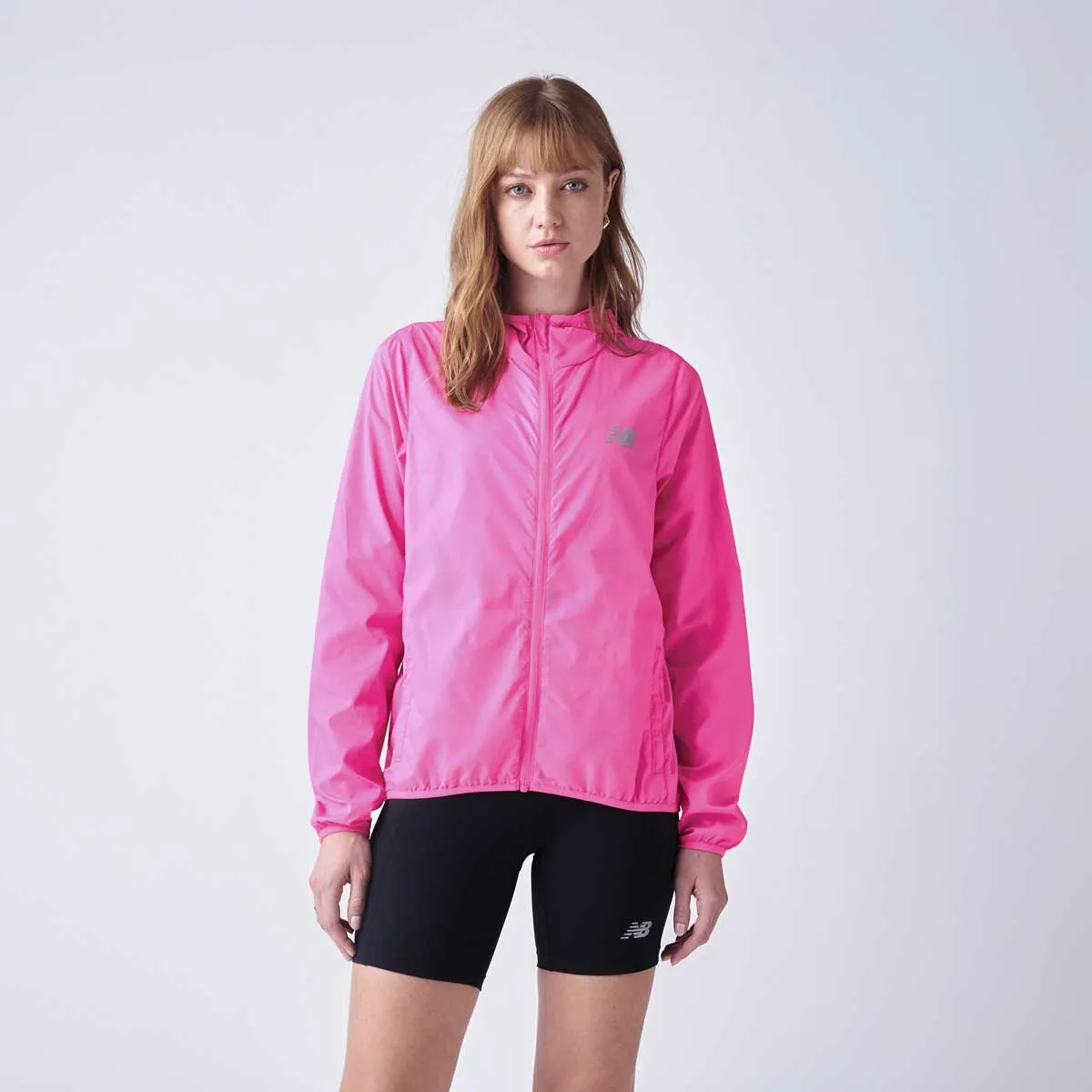 NEW BALANCE - Cortavientos Running Mujer New Balance Hooded Rosada