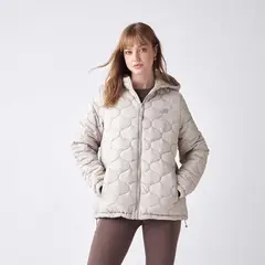 NEW BALANCE - Parka Outdoor Mujer Sport Essentials Quilt Beige