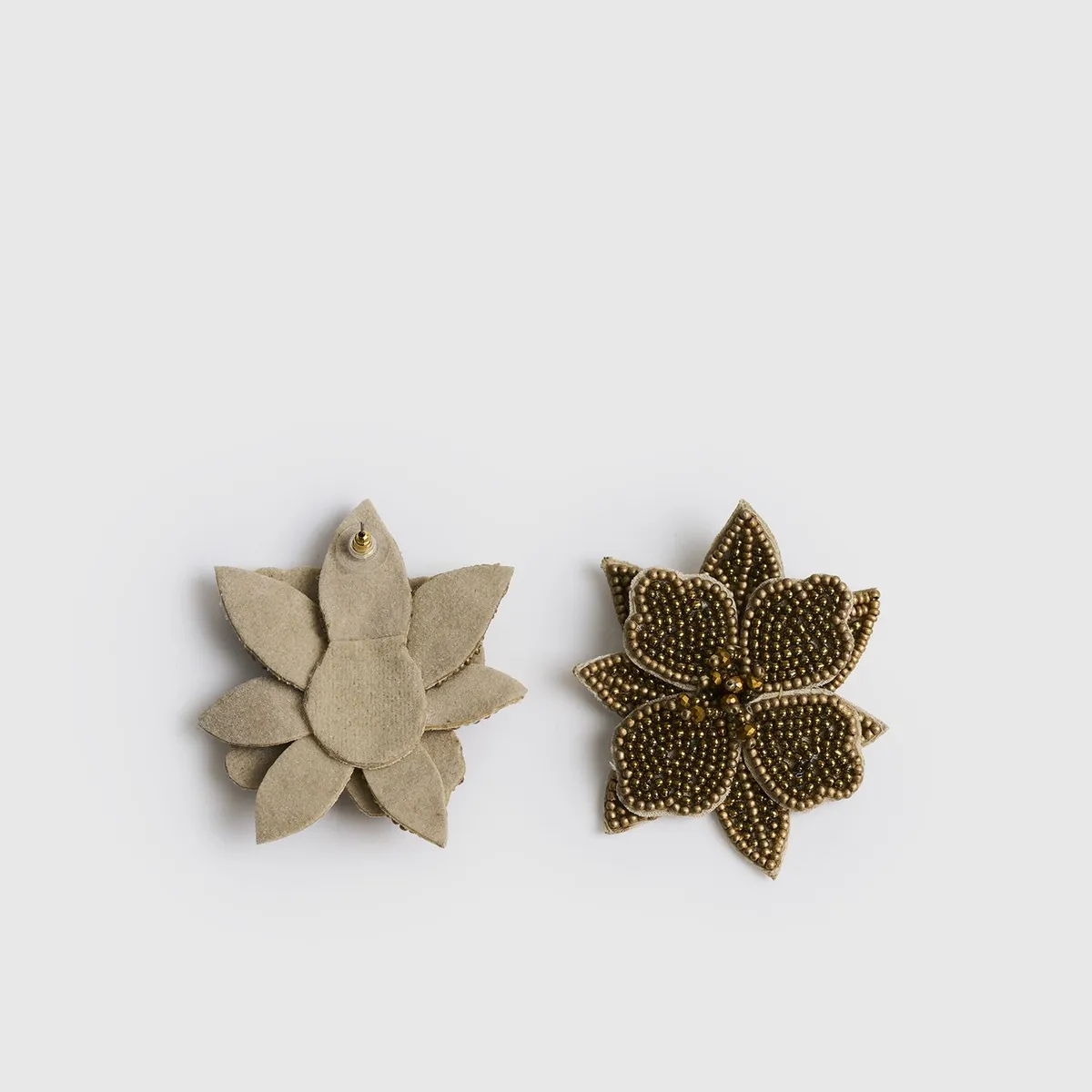 LOUNGE - Aros Mujer Flor Doble