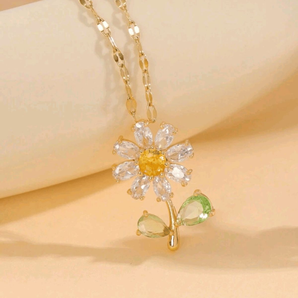 GENERICO - Collar Girasol  completo  Acero Inoxidable y chapado en oro 18k