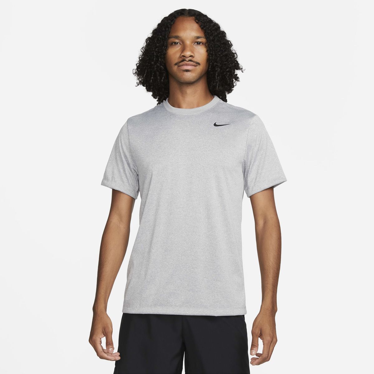 NIKE - Polera Nike Dri-FIT Legend Negro Hombre - Gris