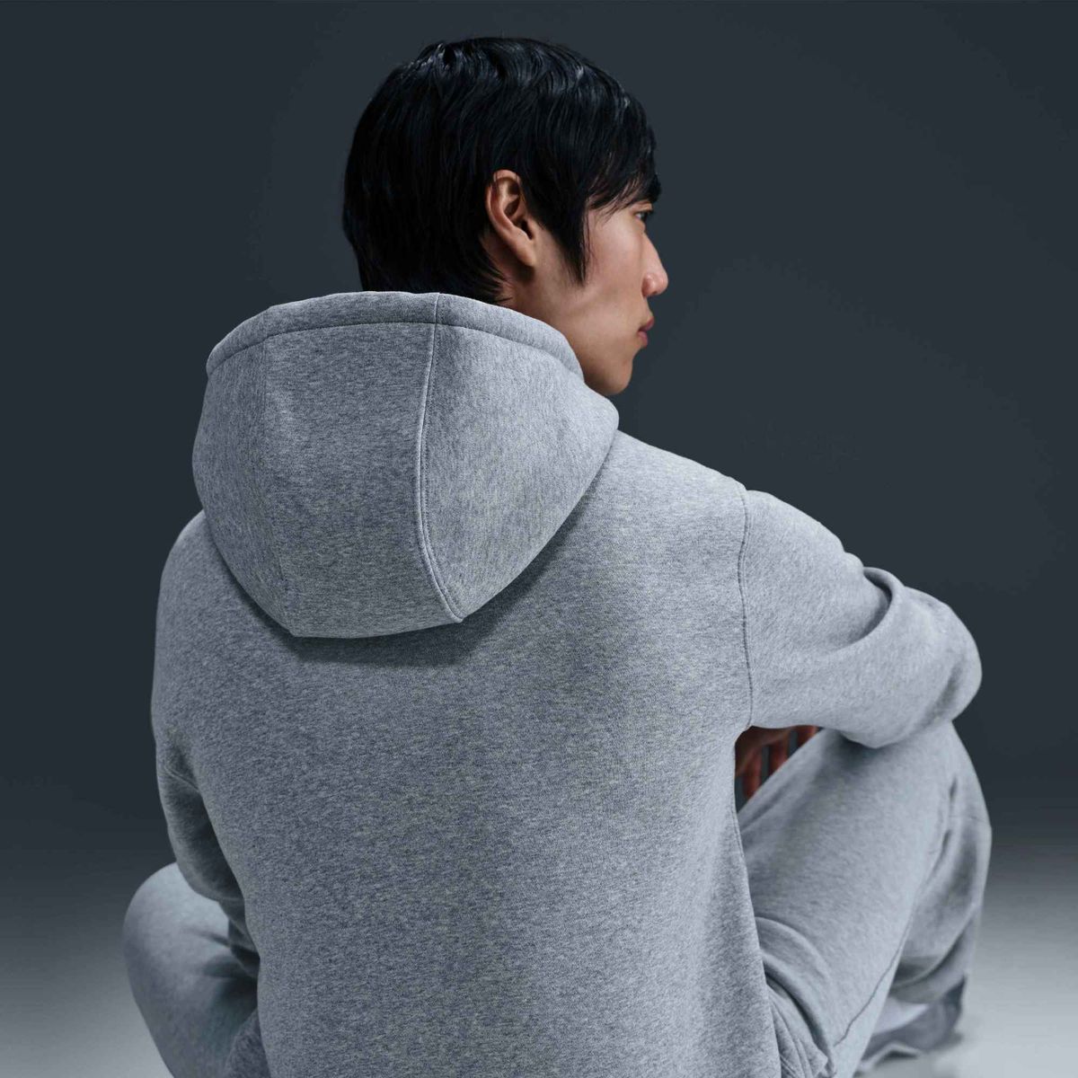 NIKE - Polerón Nike Club Negro Hombre - Gris