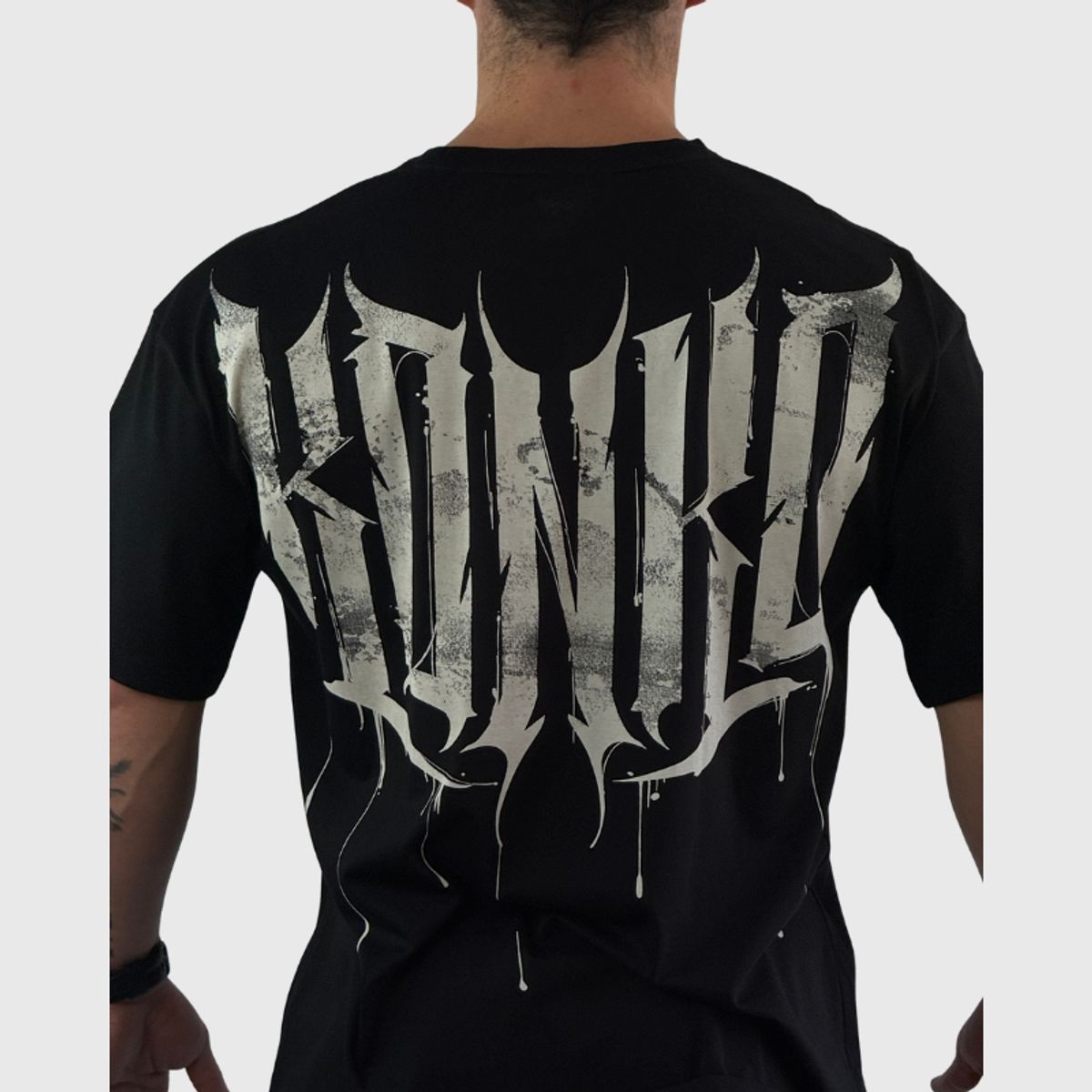 KONKO ACTIVE - Polera Over Size Premium Cotton Revenge Negra Hombre Manga Corta Konko