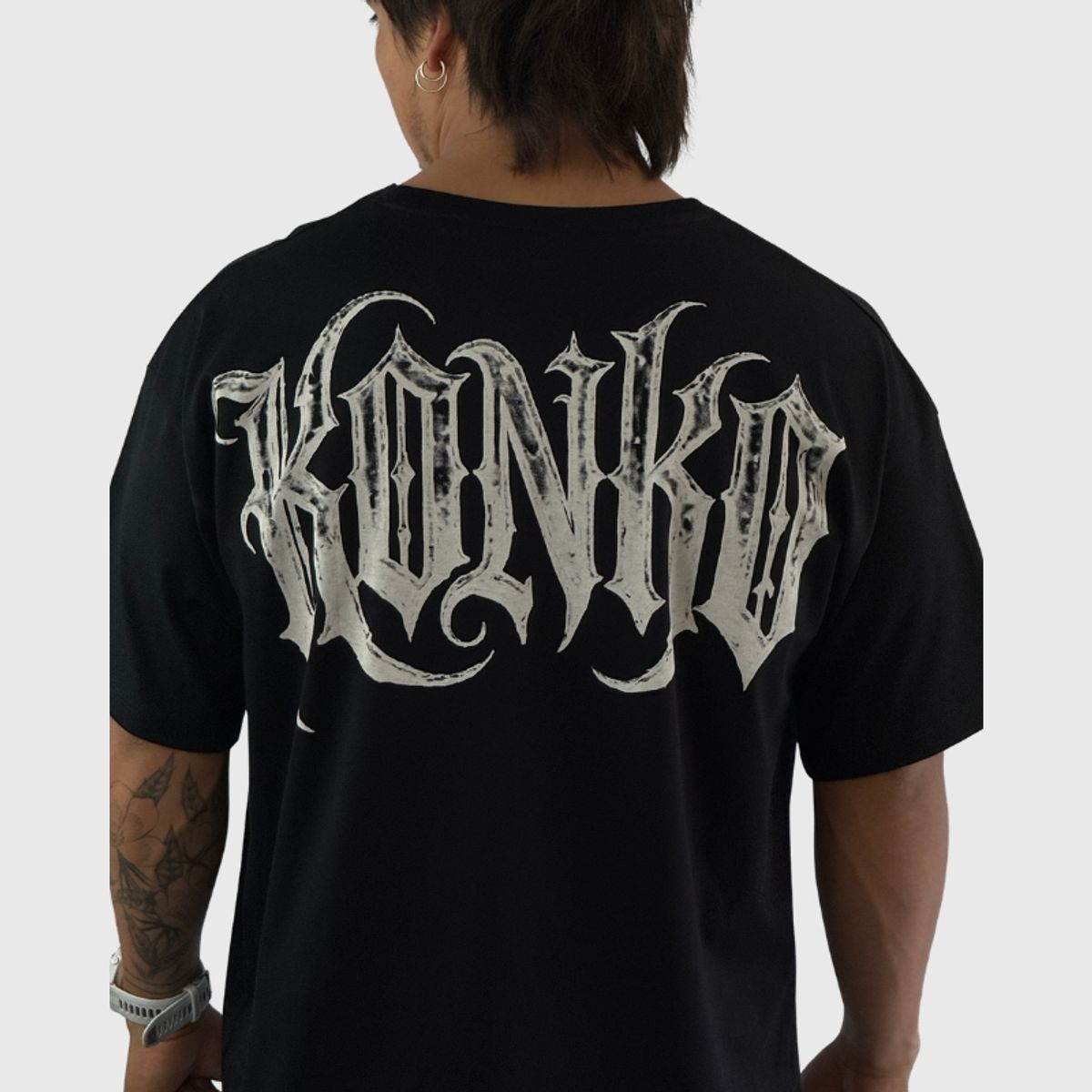 KONKO ACTIVE - Polera Over Size Premium Cotton Silverback Negra Hombre Manga Corta Konko
