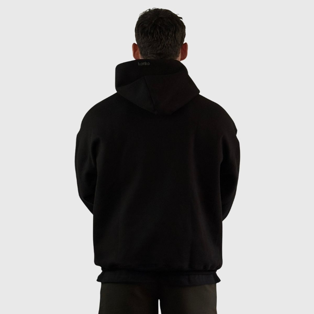 KONKO ACTIVE - Poleron Canguro Relax Cotton Con Gorro Negro Hombre Konko