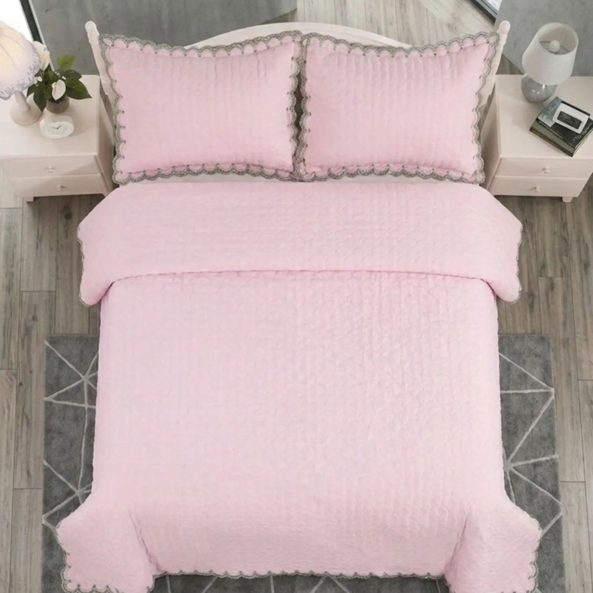 GENERICO - Cubrecama Quilt Bordado 2 Plazas + Fundas Diseño Escamas