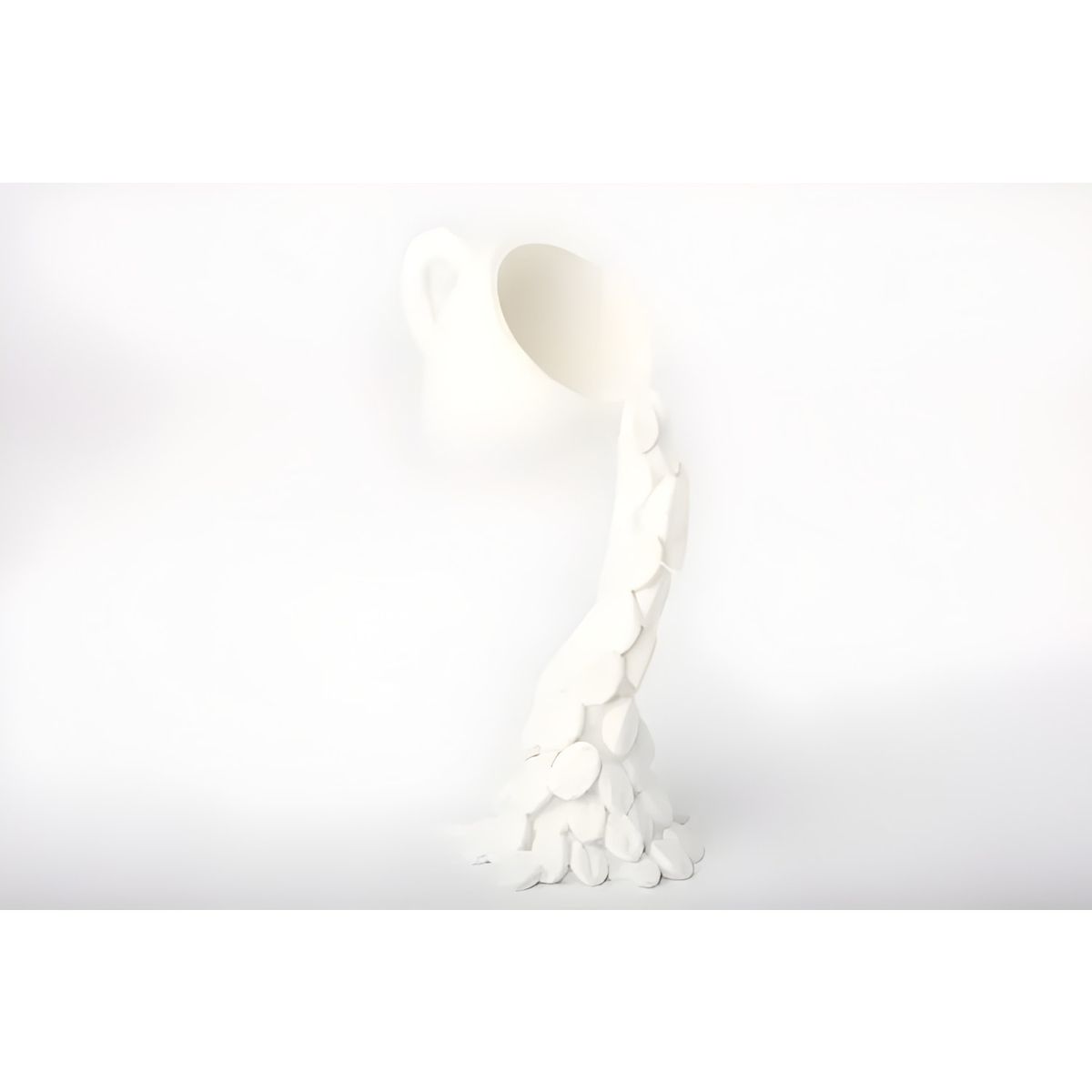 GENERICO - Escultura abstracta flotante blanco café