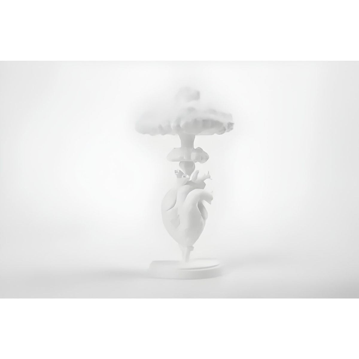 GENERICO - Escultura corazón explosión de amor blanco